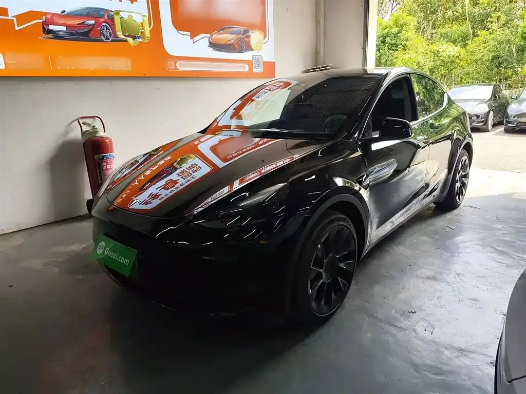 Tesla Model Y 2023 из CN, фото 1
