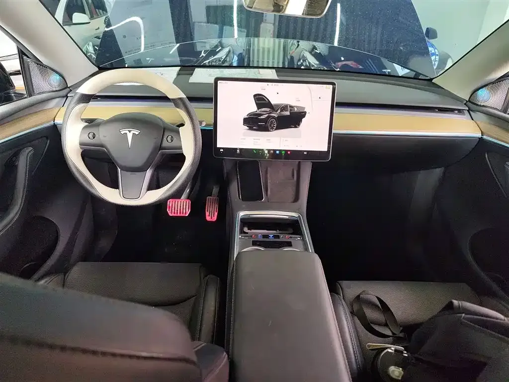 Tesla Model Y 2023 из CN, фото 10