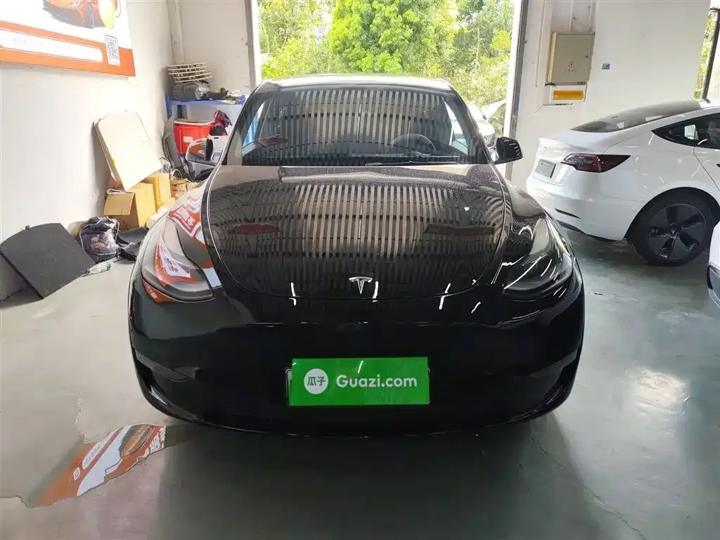 Tesla Model Y 2023 из CN, фото 3