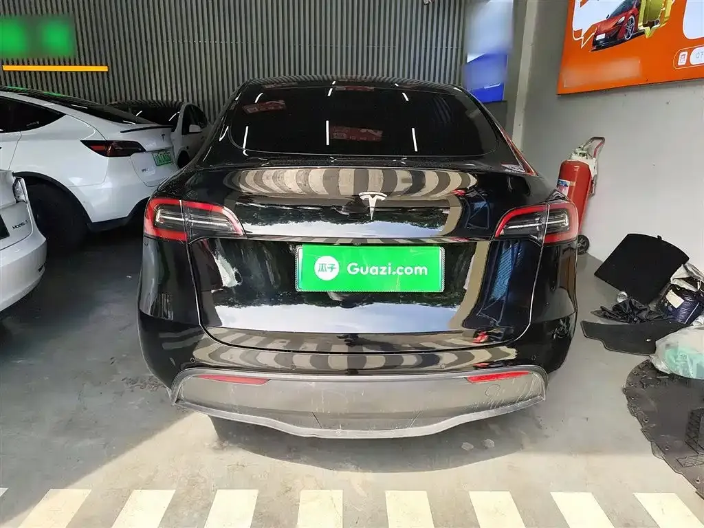 Tesla Model Y 2023 из CN, фото 6