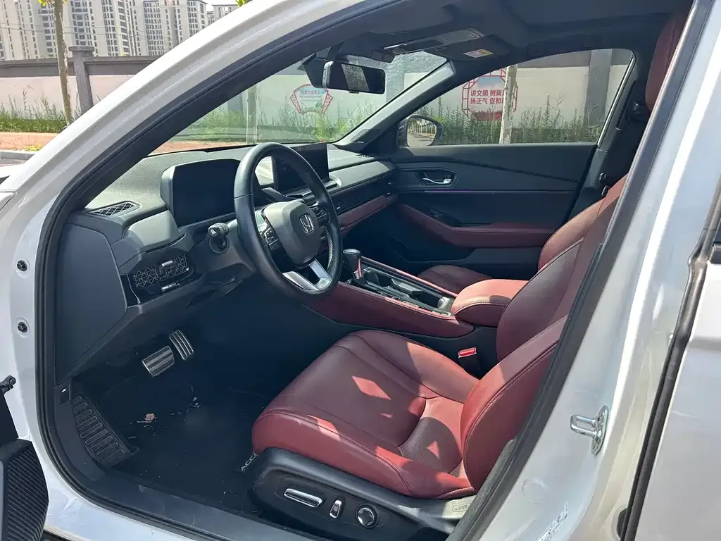 Honda Accord 2023 из CN, фото 7