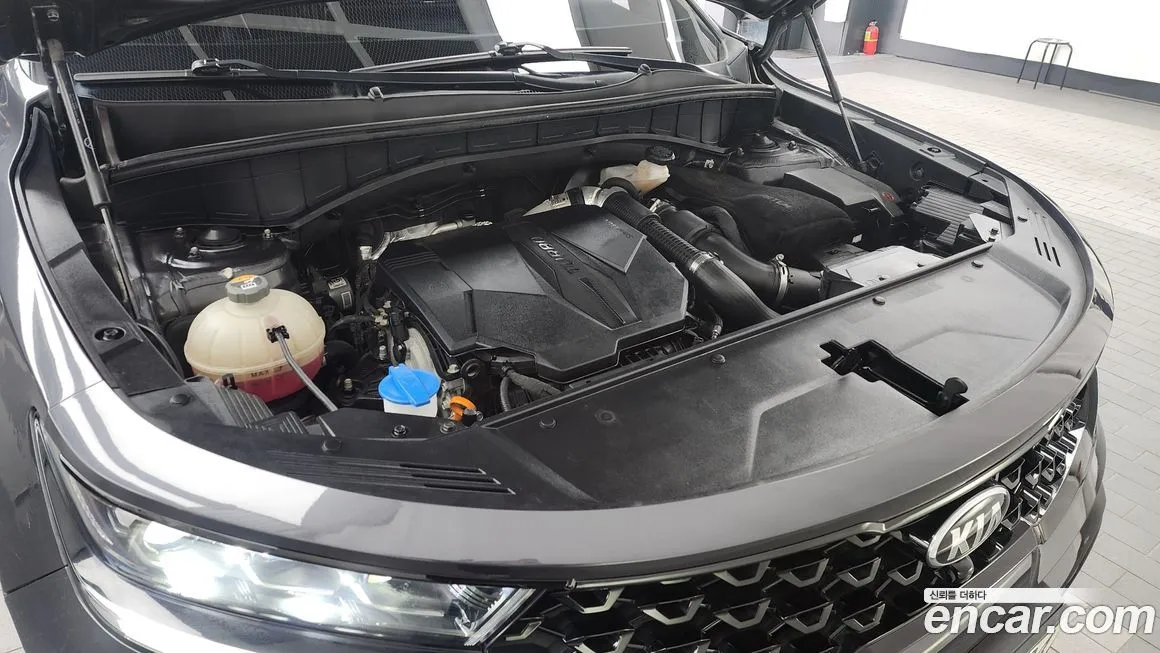 Kia Sorento — фото 6