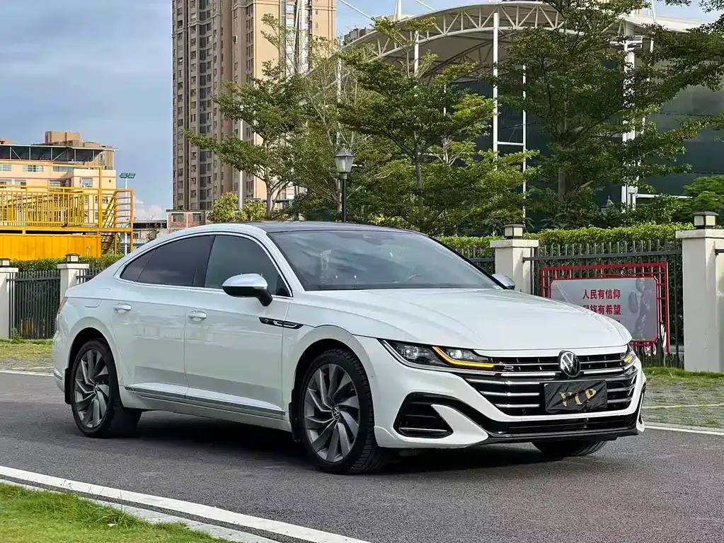 Volkswagen CC — фото 3
