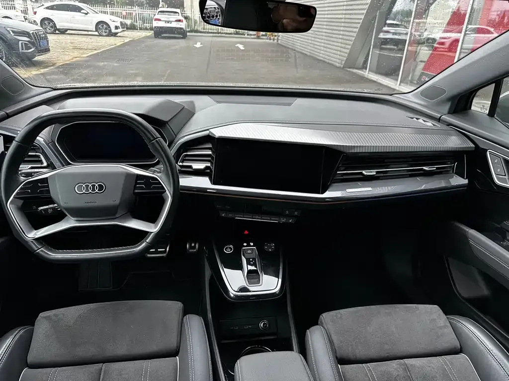 Audi Q4 e-tron 2024 из CN, фото 10