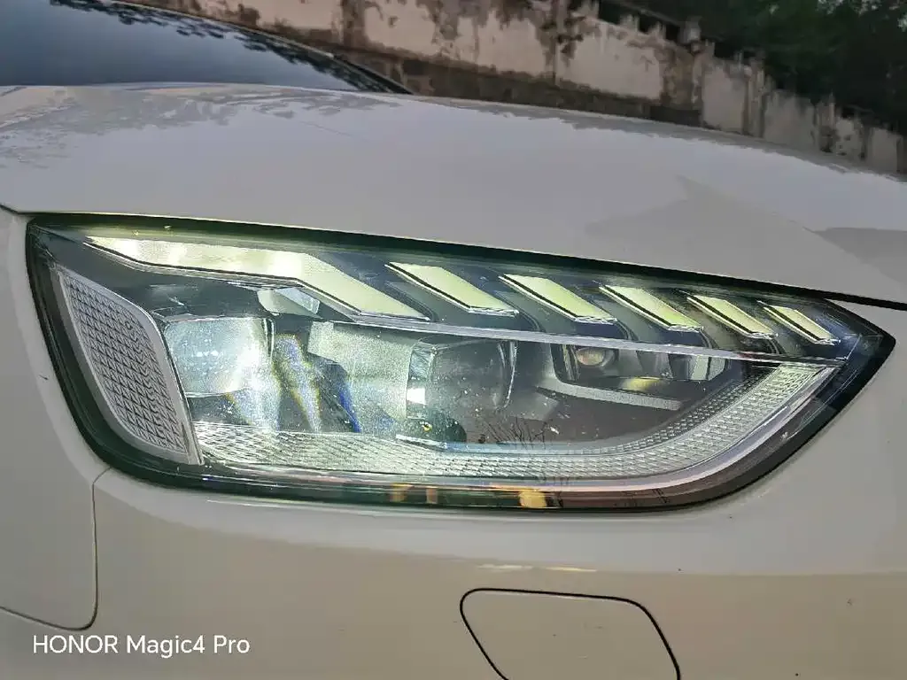 Audi A4L 2023 из CN, фото 8