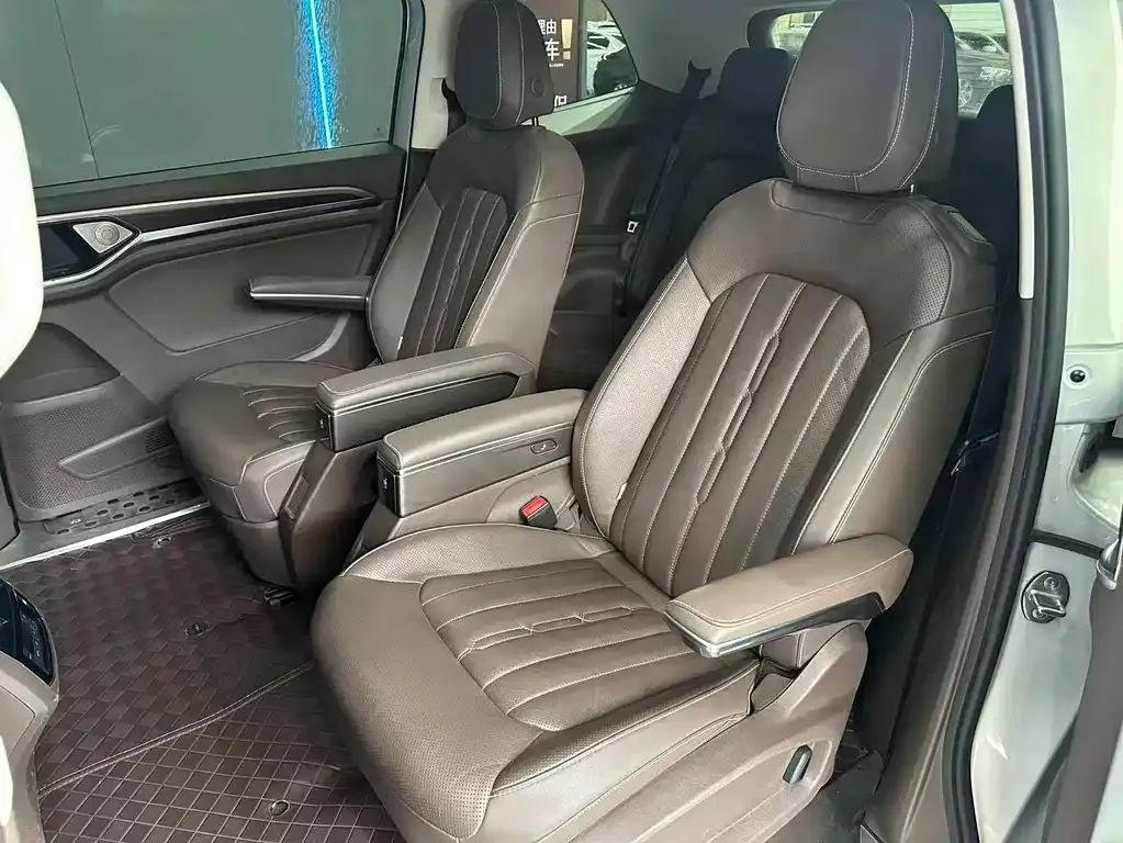 Volkswagen Viloran 2021 из CN, фото 10