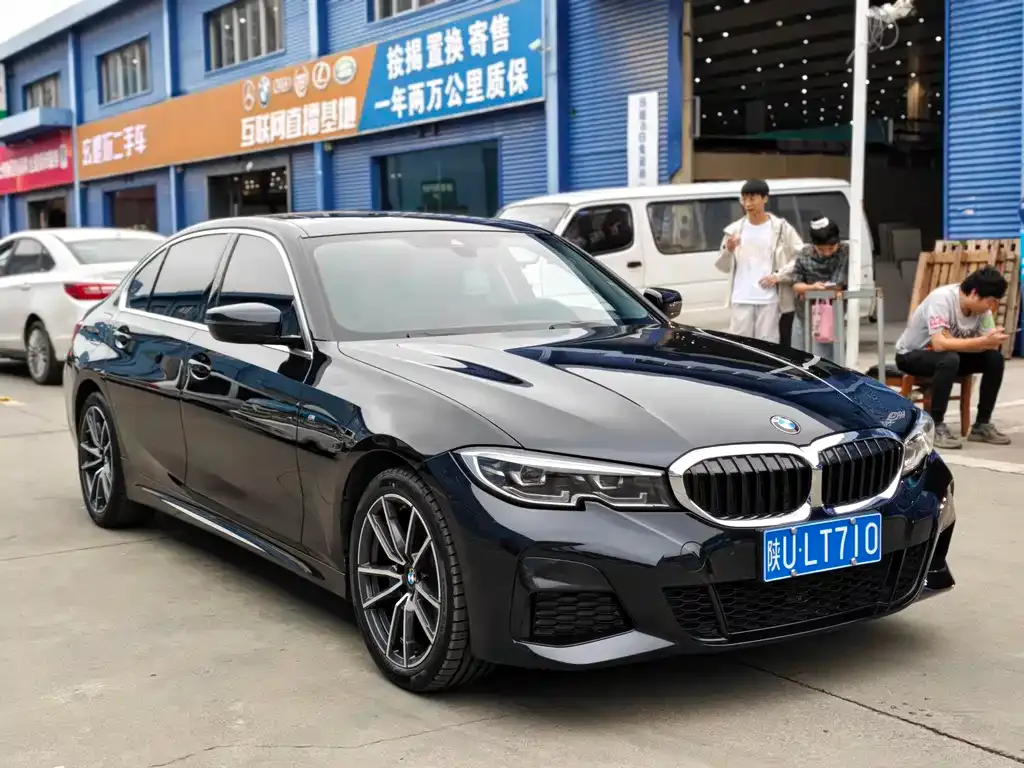 BMW 3 Series 2022 из CN, фото 3