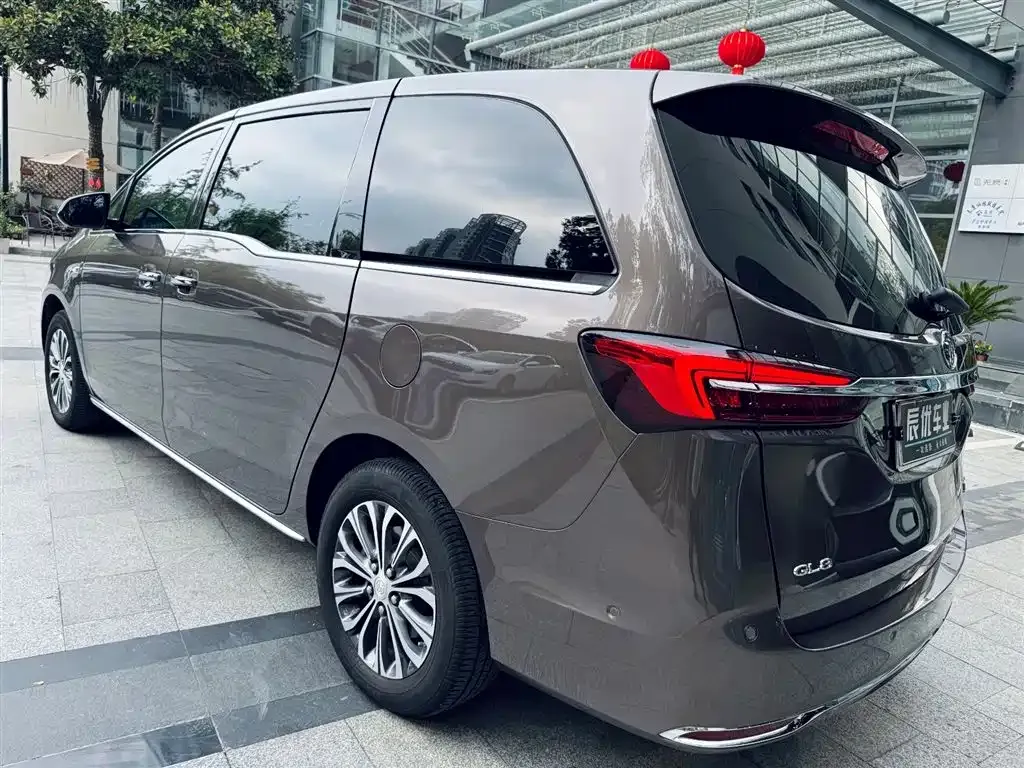 Buick GL8 2023 из CN, фото 7