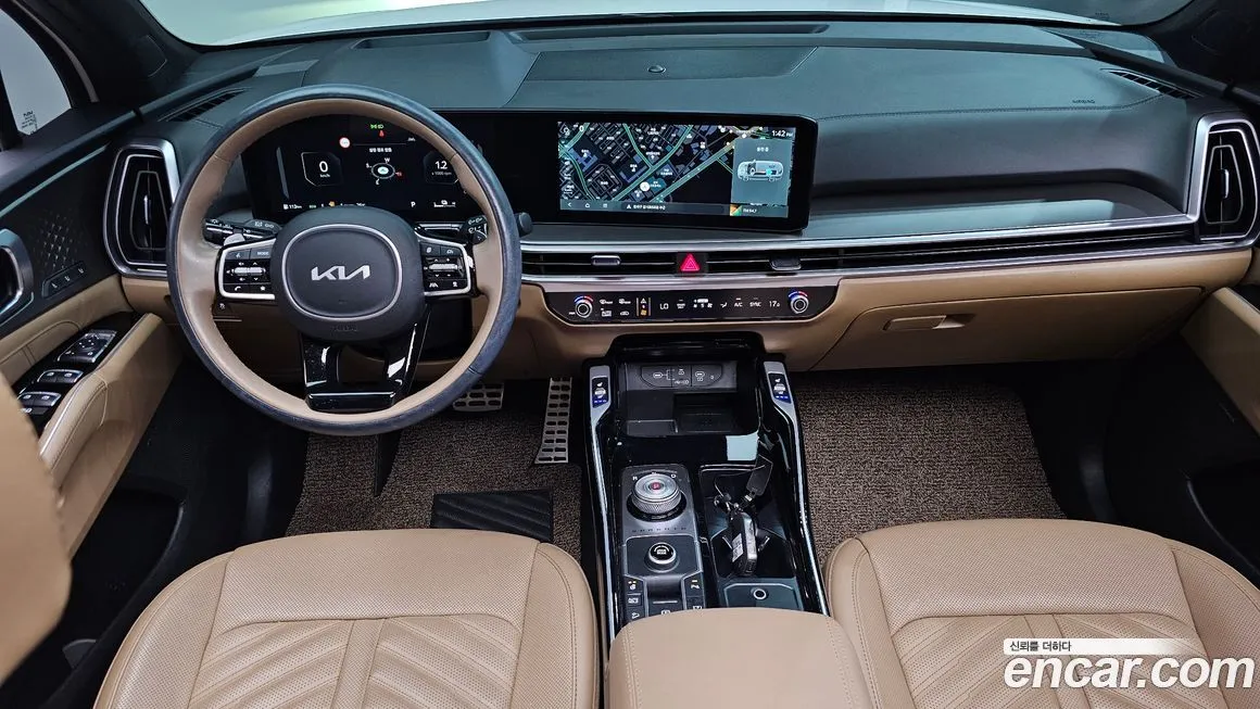 Kia Sorento — фото 7