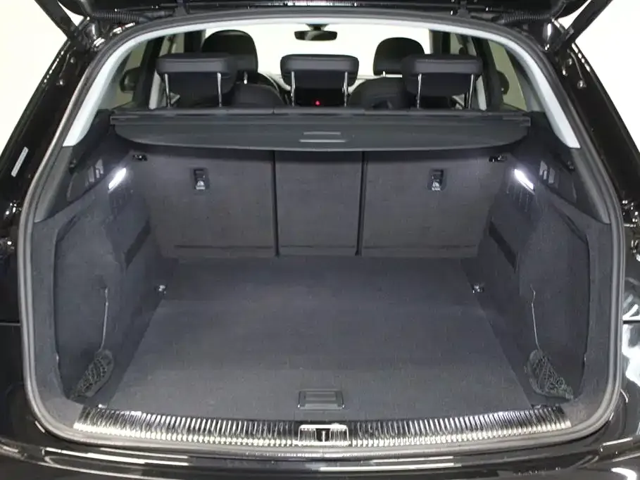 Audi Q5L 2022 из CN, фото 7