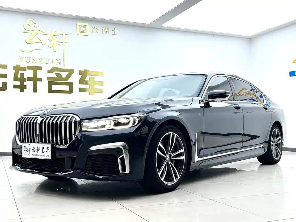 BMW 7 Series 2022 из CN, фото 1