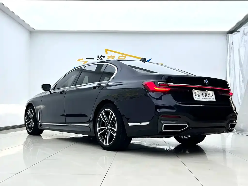 BMW 7 Series 2022 из CN, фото 4