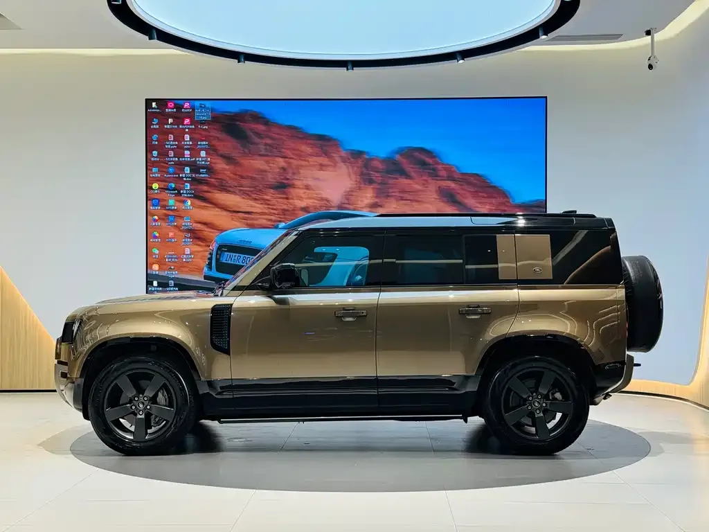 Land Rover Defender 2023 из CN, фото 4