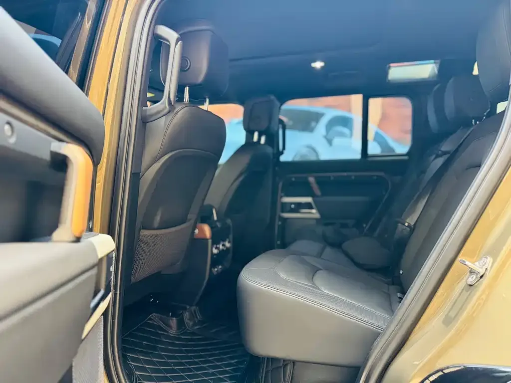 Land Rover Defender 2023 из CN, фото 6