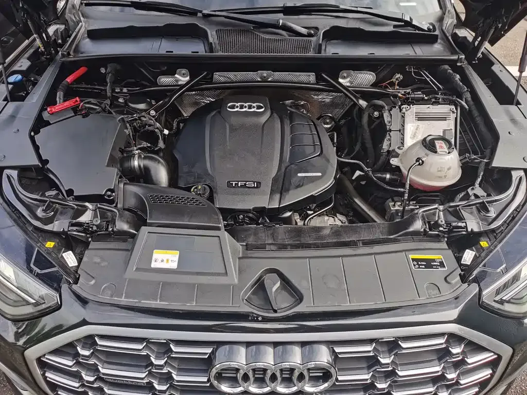 Audi Q5L 2022 из CN, фото 4