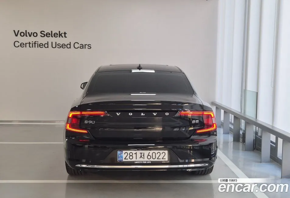 Volvo S90 2024 из KR, фото 4