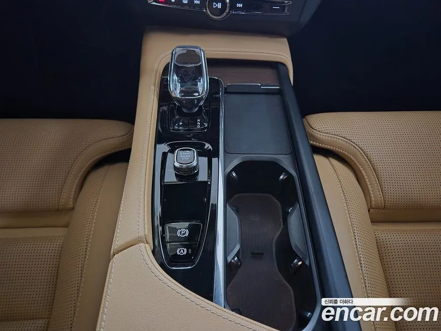 Volvo S90 2024 из KR, фото 9