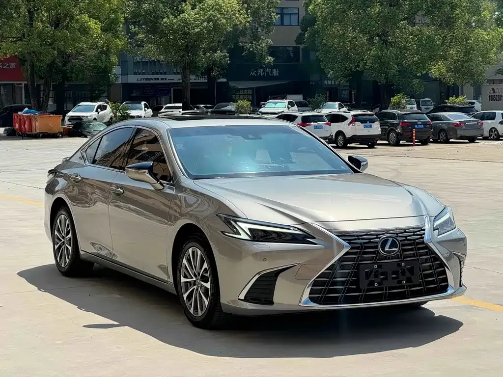 Lexus ES 2025 из CN, фото 1