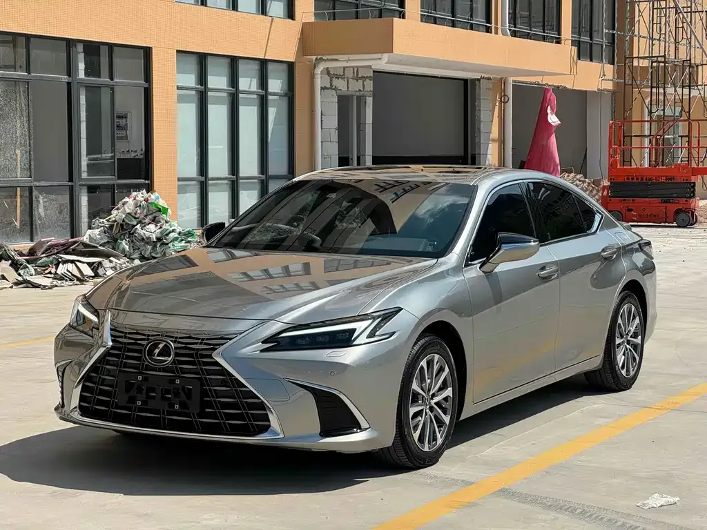 Lexus ES 2025 из CN, фото 3