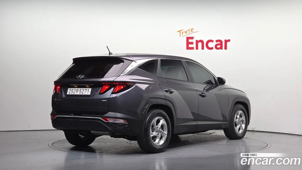 Hyundai Tucson 2022 из KR, фото 2