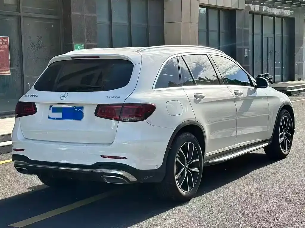 Mercedes-Benz GLC — фото 6