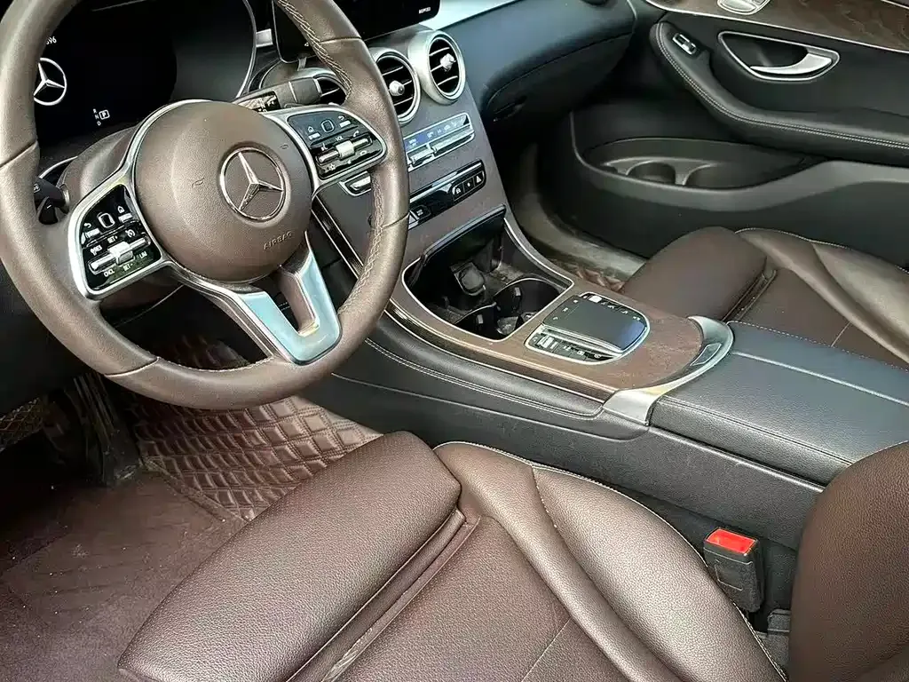 Mercedes-Benz GLC — фото 9