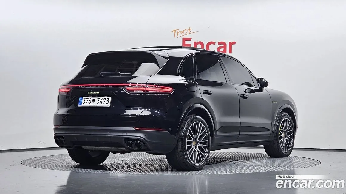 Porsche Cayenne 2022 из KR, фото 2