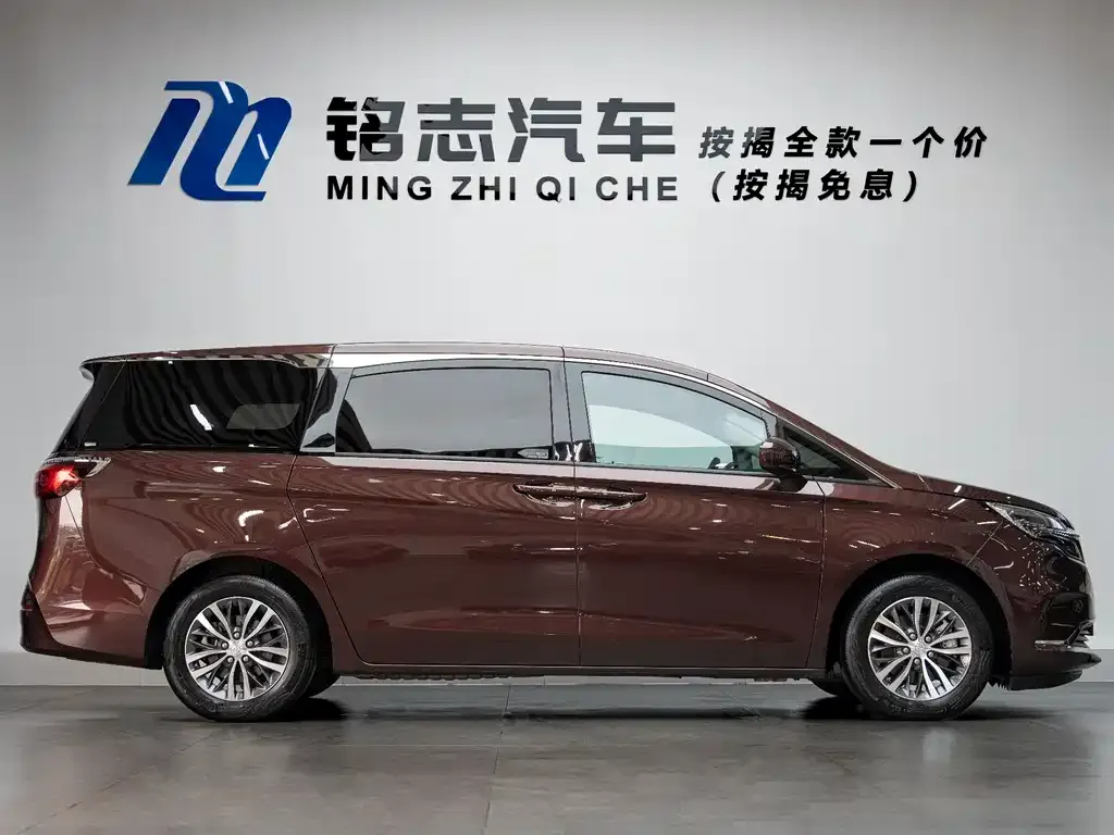 Buick GL8 2022 из CN, фото 7