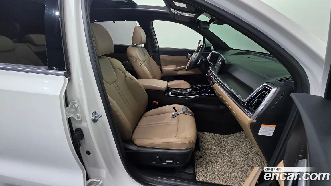 Kia Sorento — фото 10
