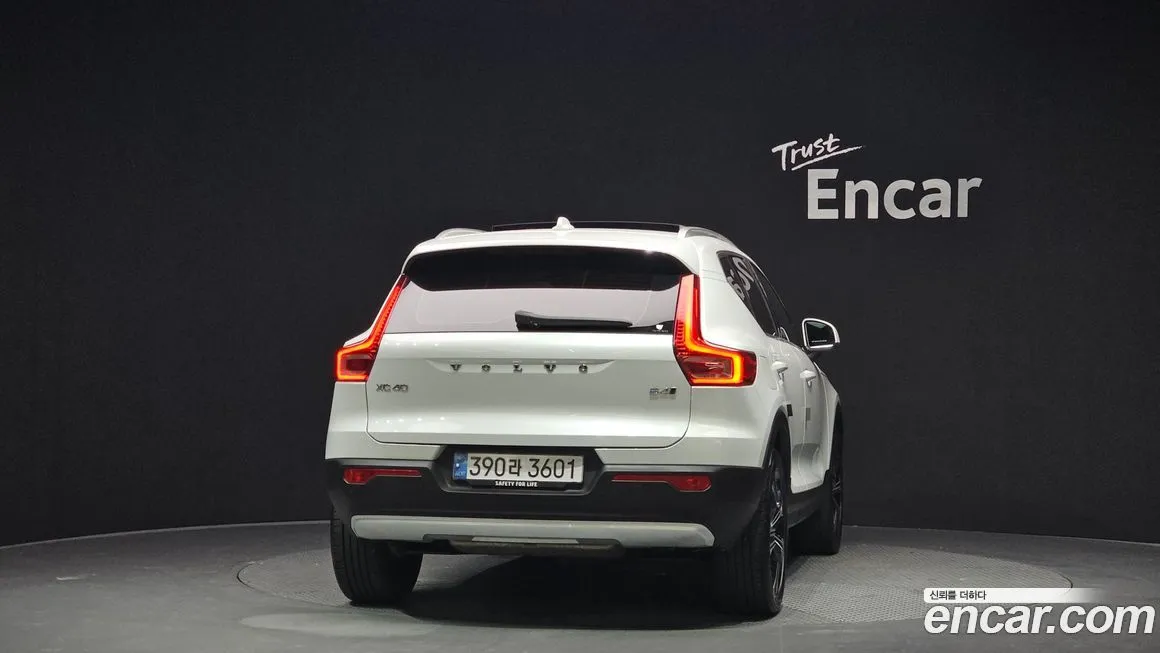 Volvo XC40 2021 из KR, фото 4