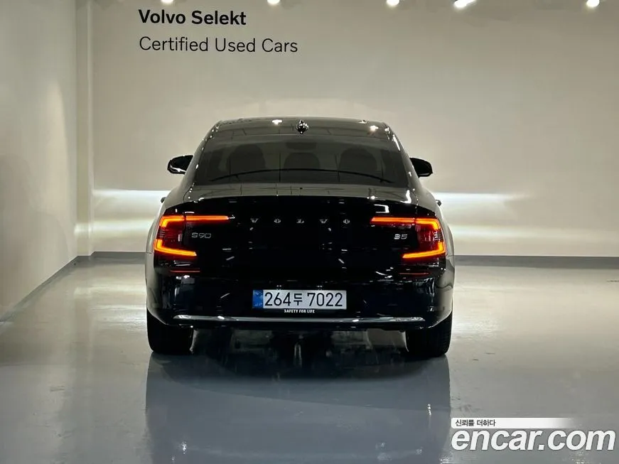 Volvo S90 — фото 4