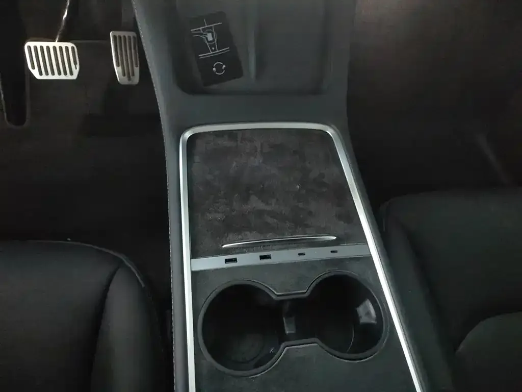 [object Object] Model Y 2023 из CN, фото 8