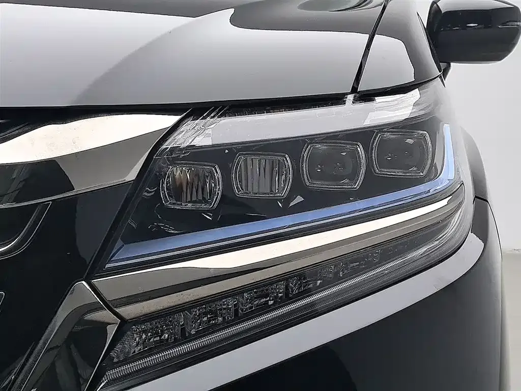 Honda Elysion 2021 из CN, фото 7