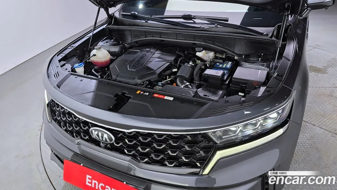 Kia Sorento — фото 6