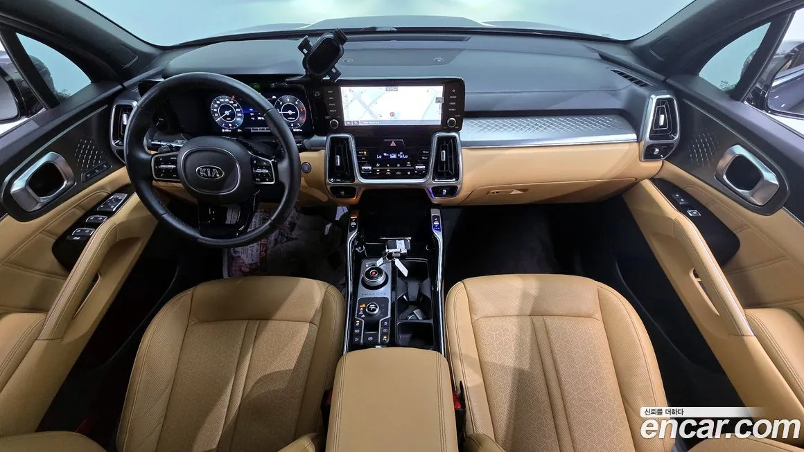 Kia Sorento — фото 7
