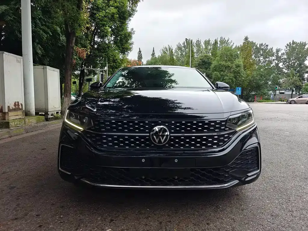 Volkswagen Passat — фото 2