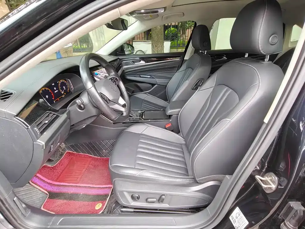 Volkswagen Passat — фото 7
