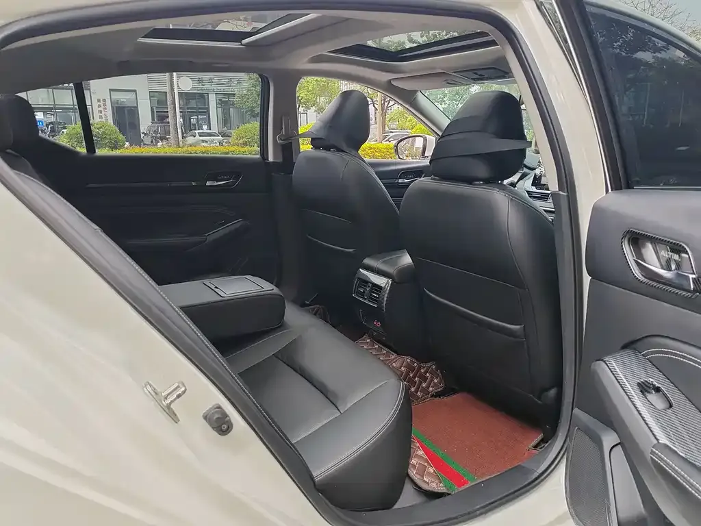 Nissan Teana 2022 из CN, фото 10