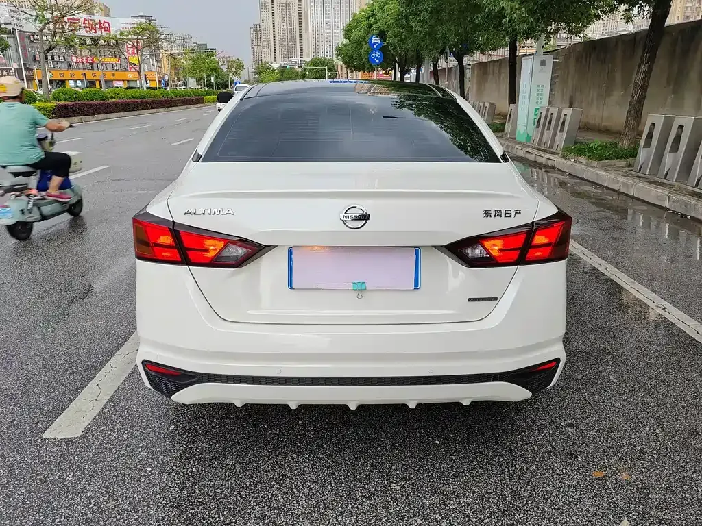 Nissan Teana 2022 из CN, фото 3