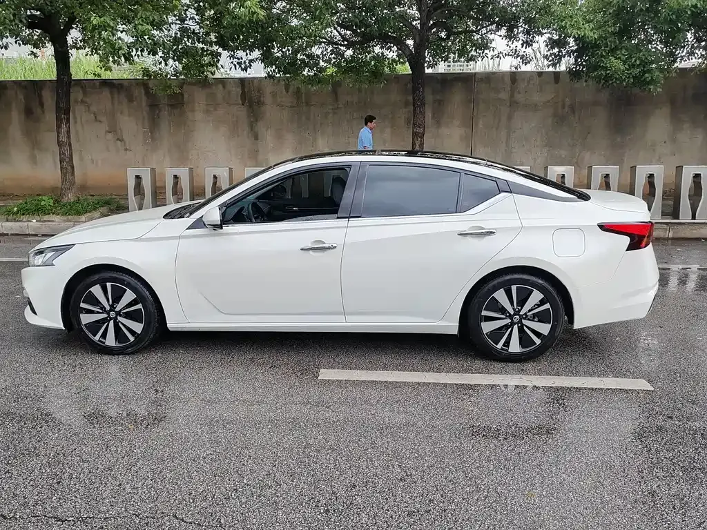 Nissan Teana 2022 из CN, фото 6