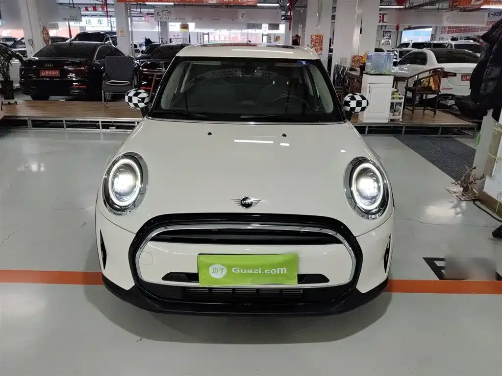 MINI Cooper (3-door) 2022 из CN, фото 3