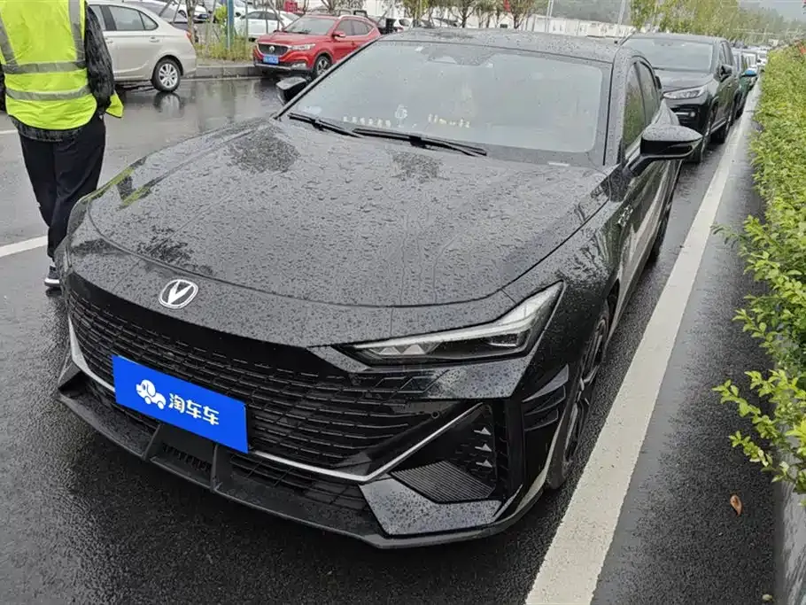 Changan UNI-V 2024 из CN, фото 1