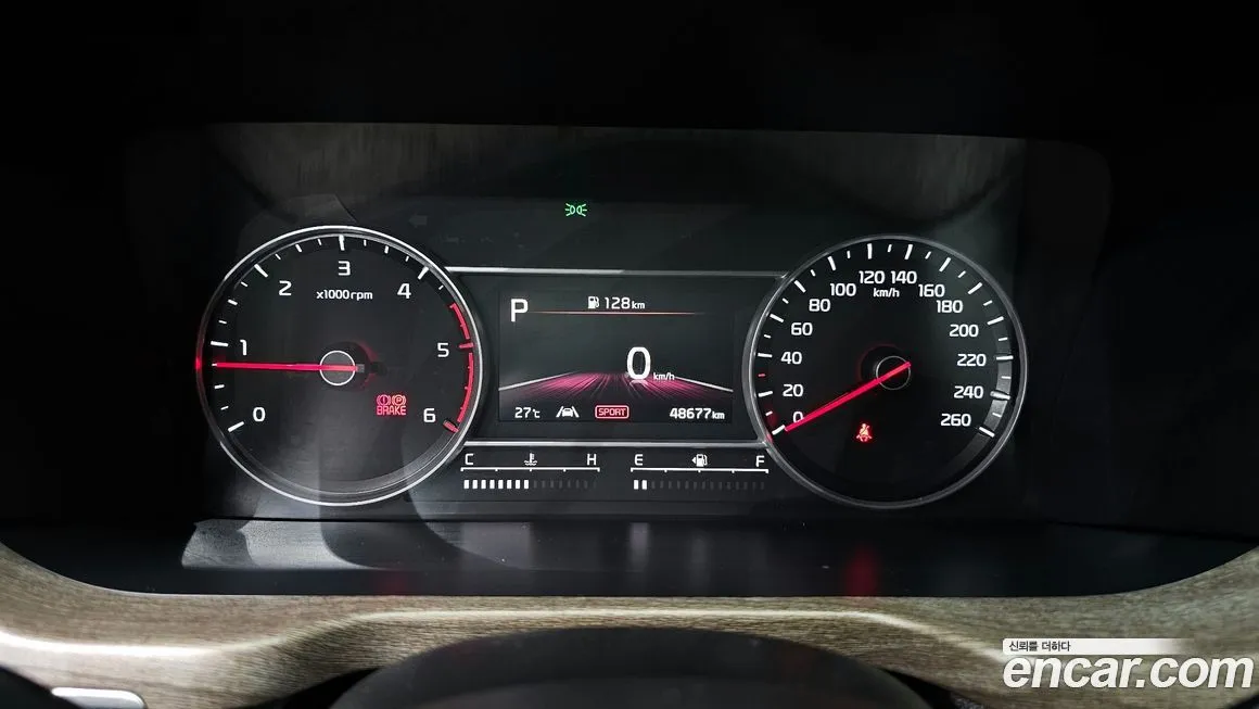 Kia Sorento — фото 8