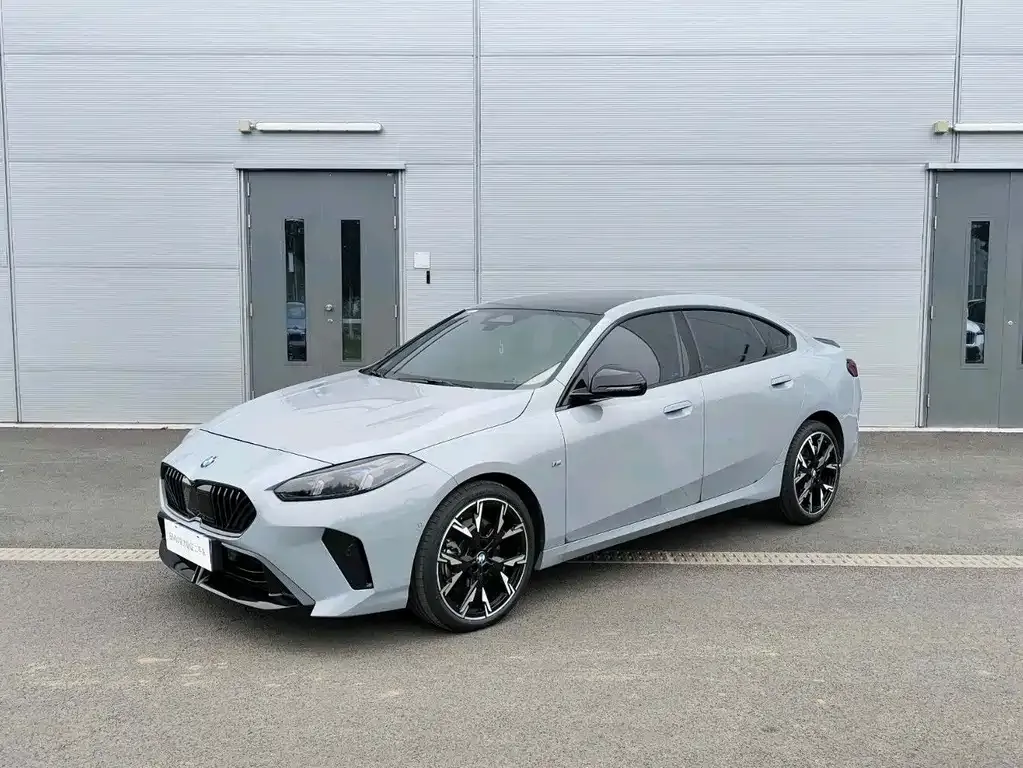 BMW 2 Series — фото 1