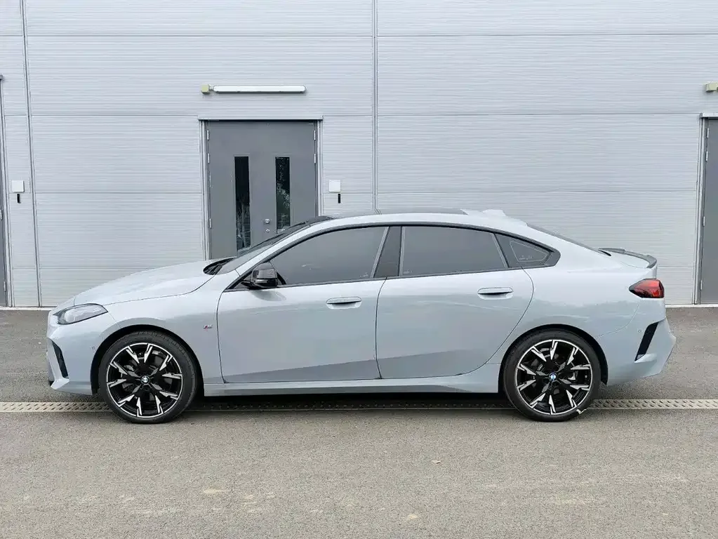 BMW 2 Series — фото 3