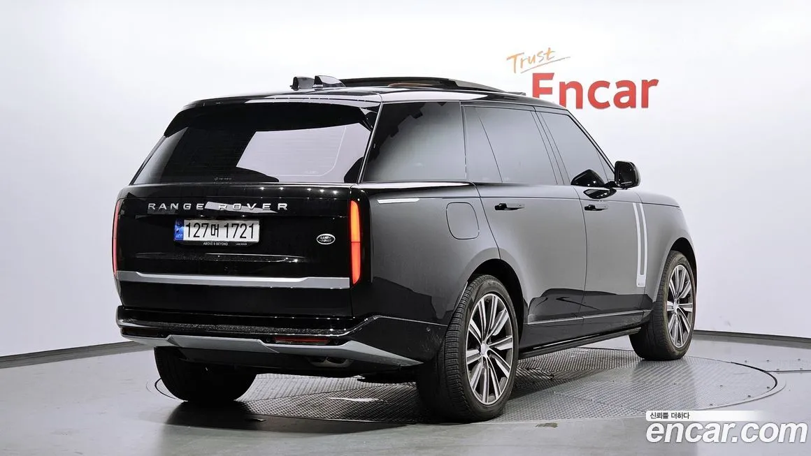 Land Rover Range Rover 2023 из KR, фото 2