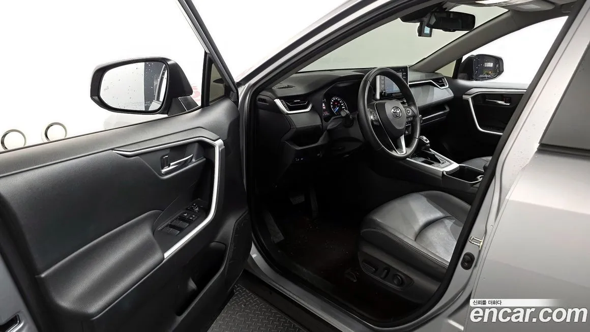 Toyota RAV4 2022 из KR, фото 10
