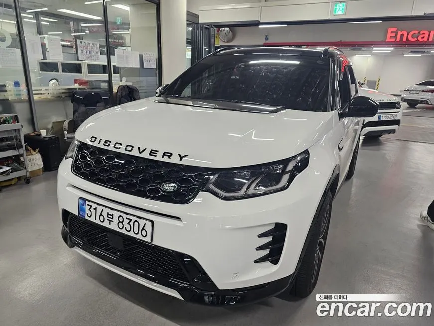 Land Rover Discovery Sport — фото 2