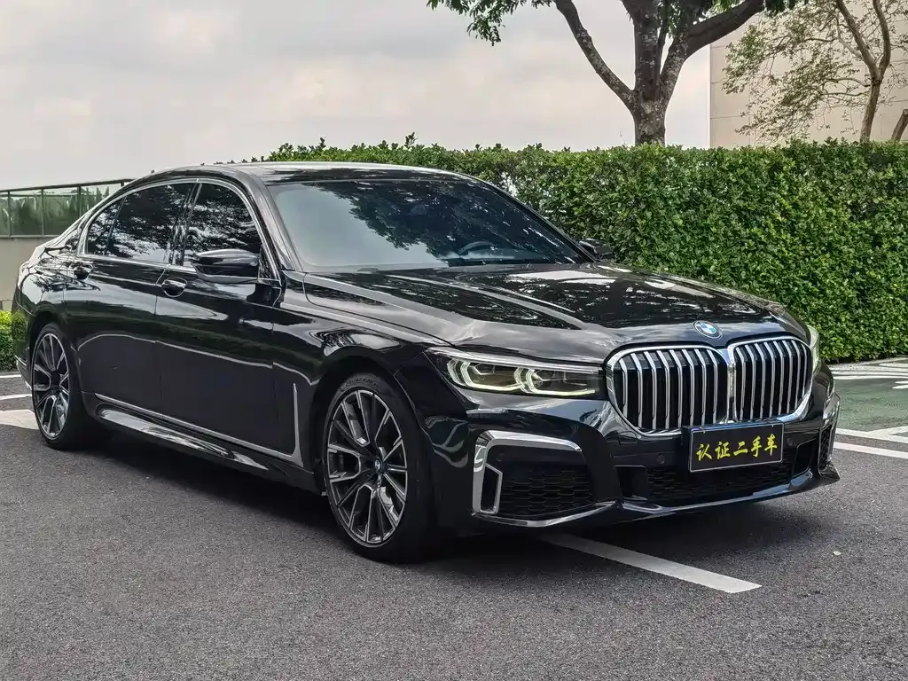 BMW 7 Series — фото 3