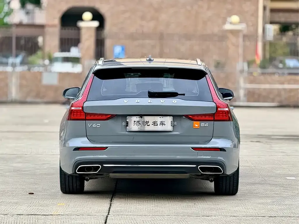 Volvo V60 2021 из CN, фото 7